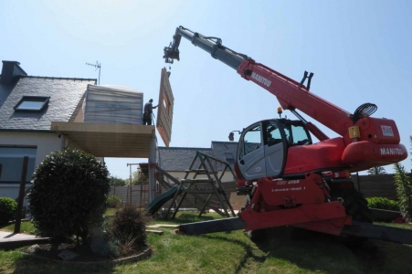Manitou mur bois