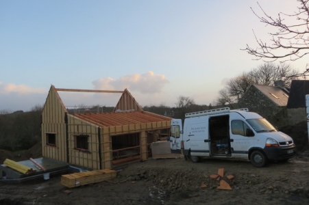 Maison bois Finistère vue avant charpente