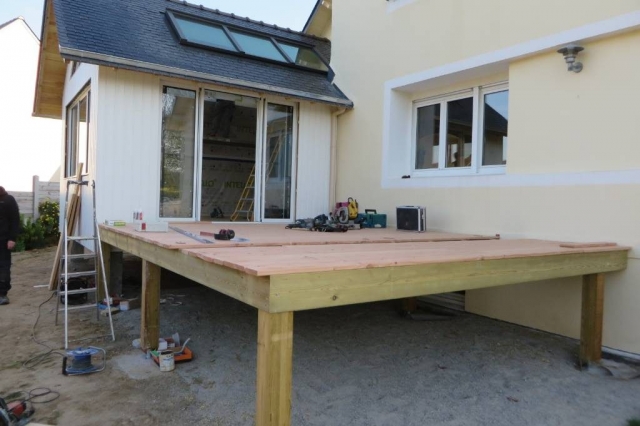 Platelage terrasse en bois douglas