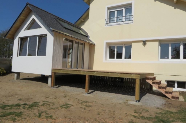 Extension, terrasse et escalier d'accés