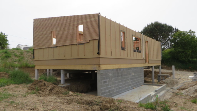 maison de plain pied bois loperhet