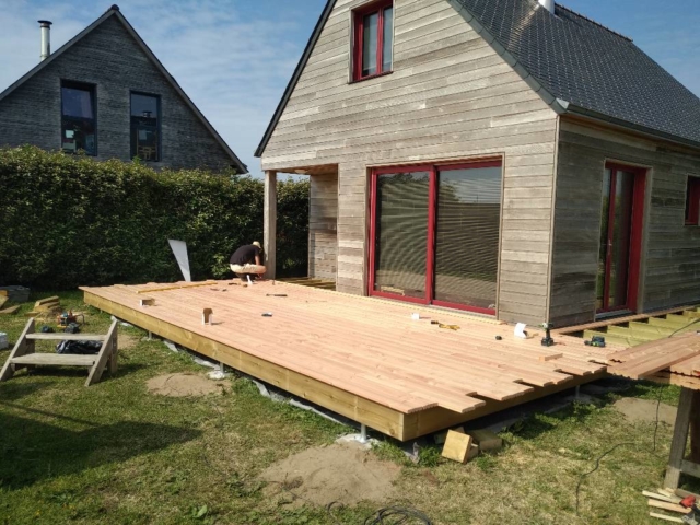 Platelage en bois douglas