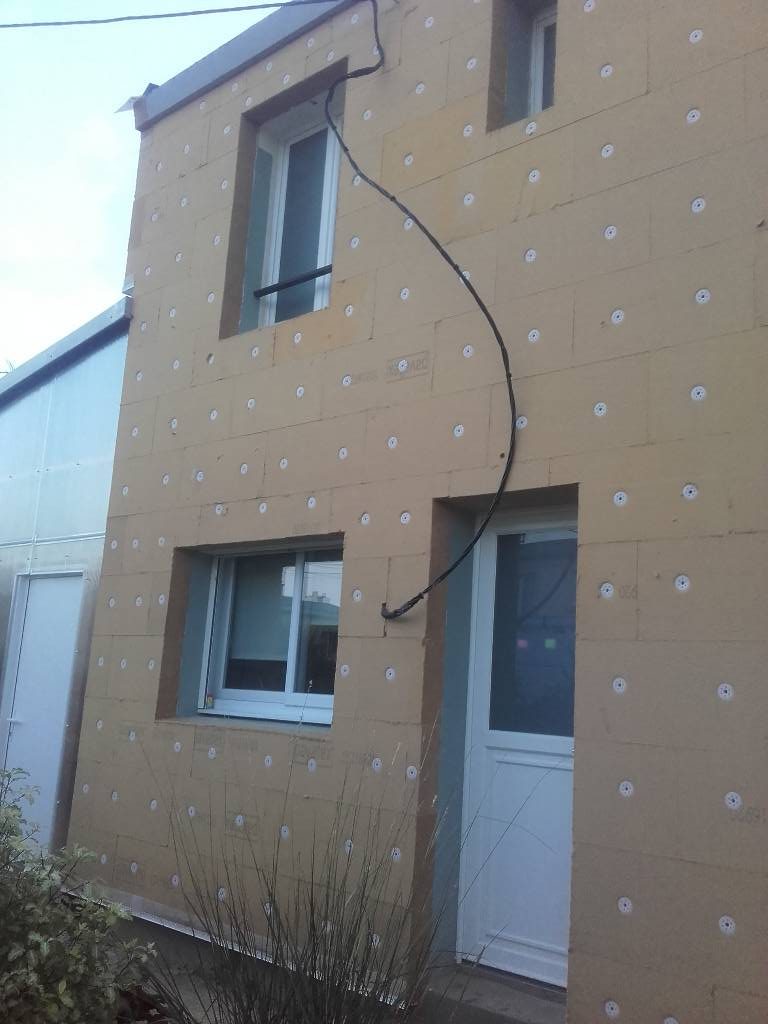 Isolation thermique par l'extérieur et extension bois