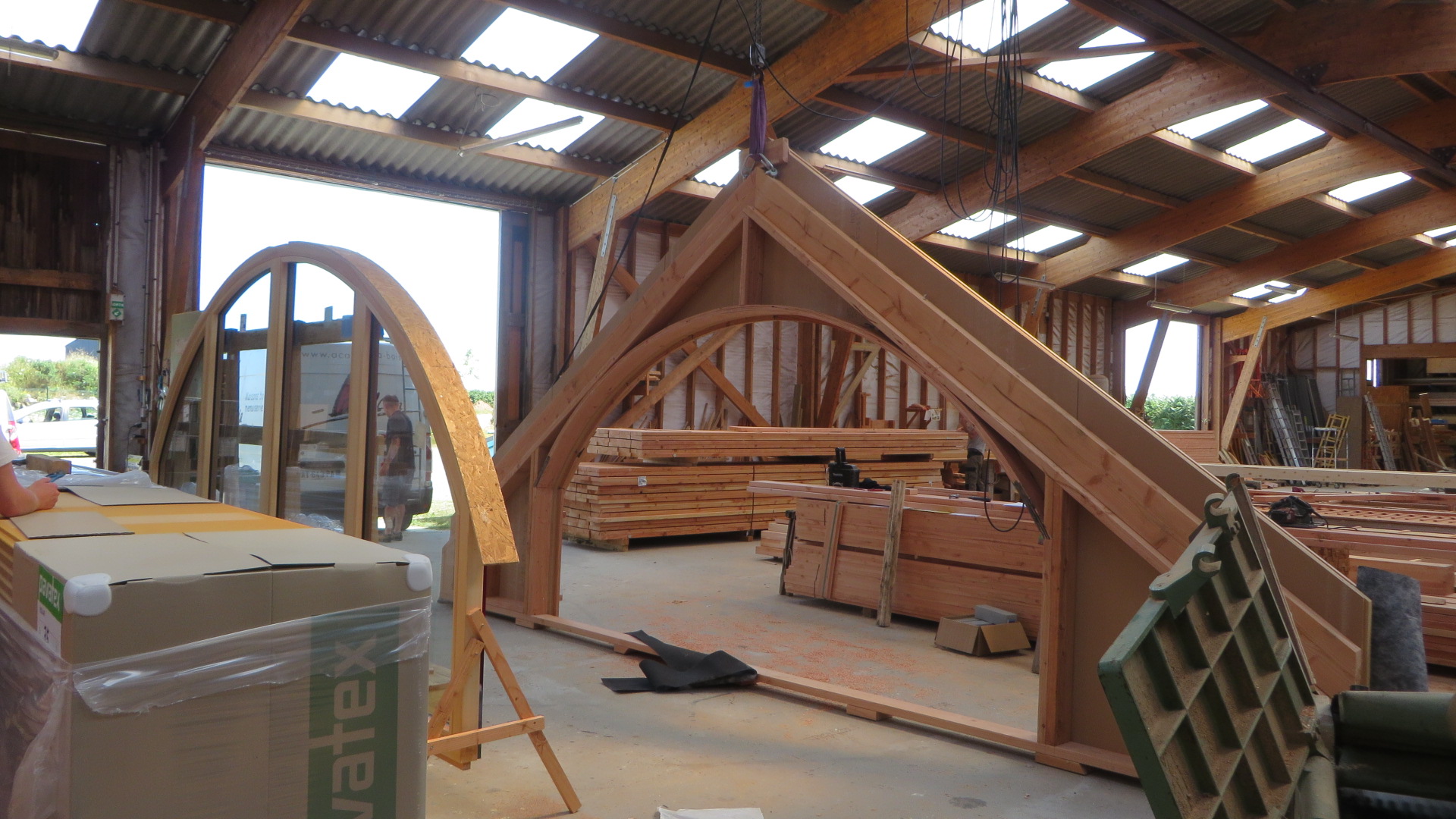 Extension ossature bois menuiserie cintrée